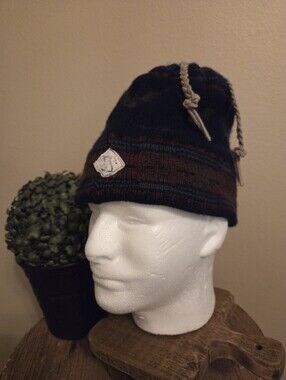 MERKLEY HEADGEAR Vintage Mulicolor Fair Isle 100% Virgin Wool Tassel Mens Beanie